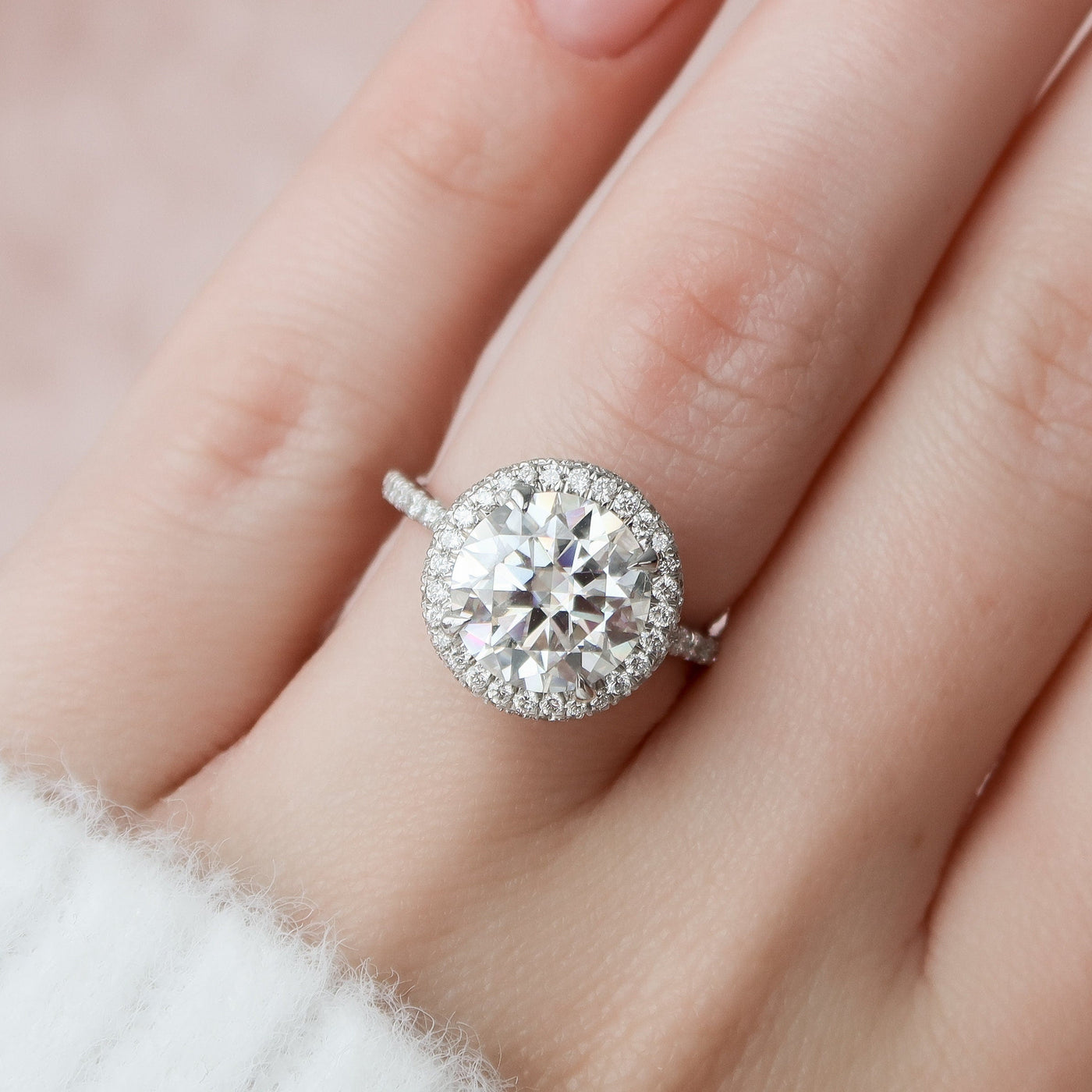 3.5 CT Round cut Halo Moissanite Wedding Ring