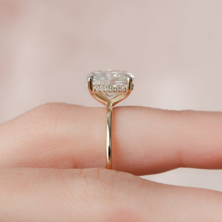 4.0CT Elongated Cushion Cut Moissanite Hidden Halo Engagement Ring