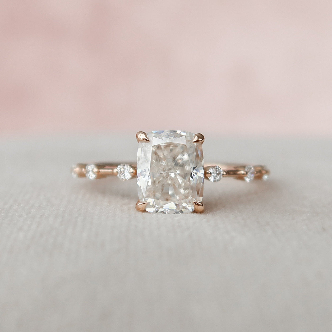 2 CT Cushion Cut Moissanite Engagement Ring