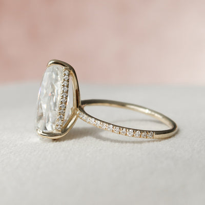 4.5 CT Pear Cut Moissanite Engagement Ring