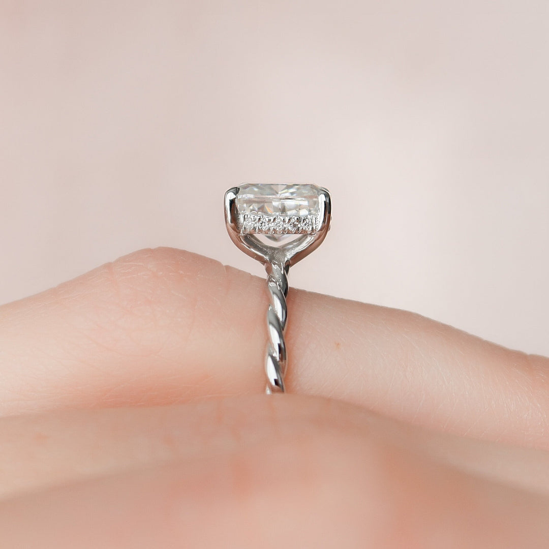 2.0CT Elongated Cushion Cut Moissanite Engagement Ring