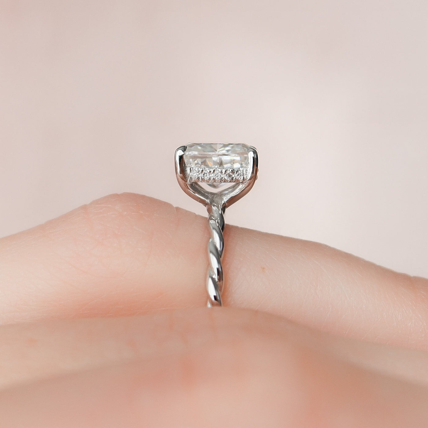 2.0CT Elongated Cushion Cut Moissanite Engagement Ring