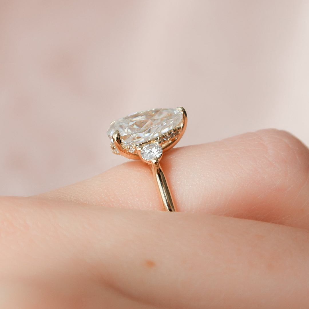 2.0 CT Pear Cut Three Stone Moisanite Engagement Ring