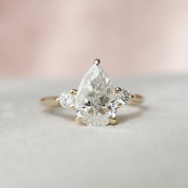2.0 CT Pear Cut Three Stone Moisanite Engagement Ring