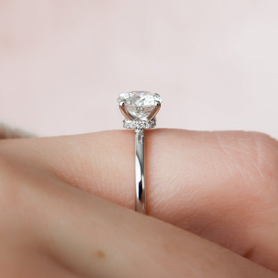 1.0CT Round Cut Hidden Halo Moissanite Diamond Engagement Ring