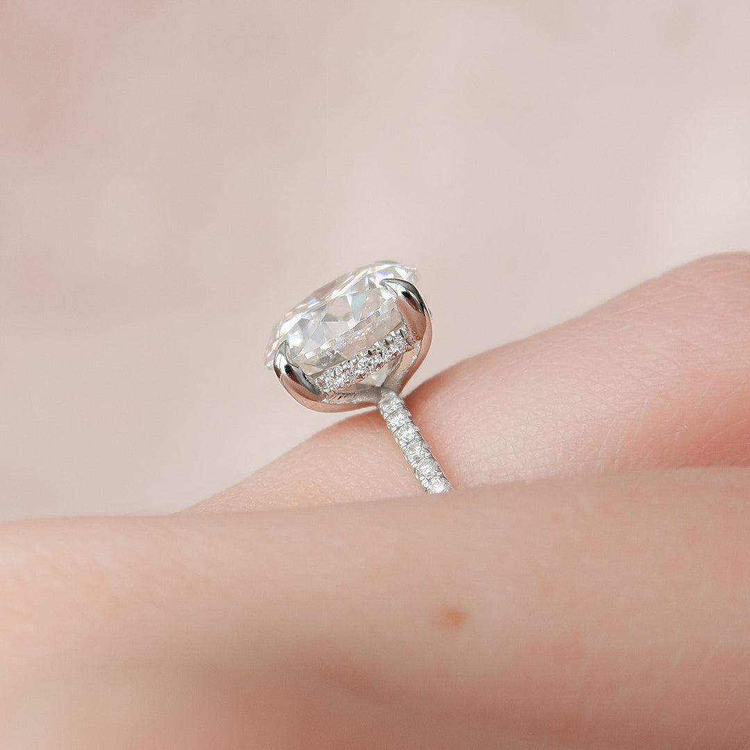 2.50CT Round Cut Pave Setting Moissanite Engagement Ring