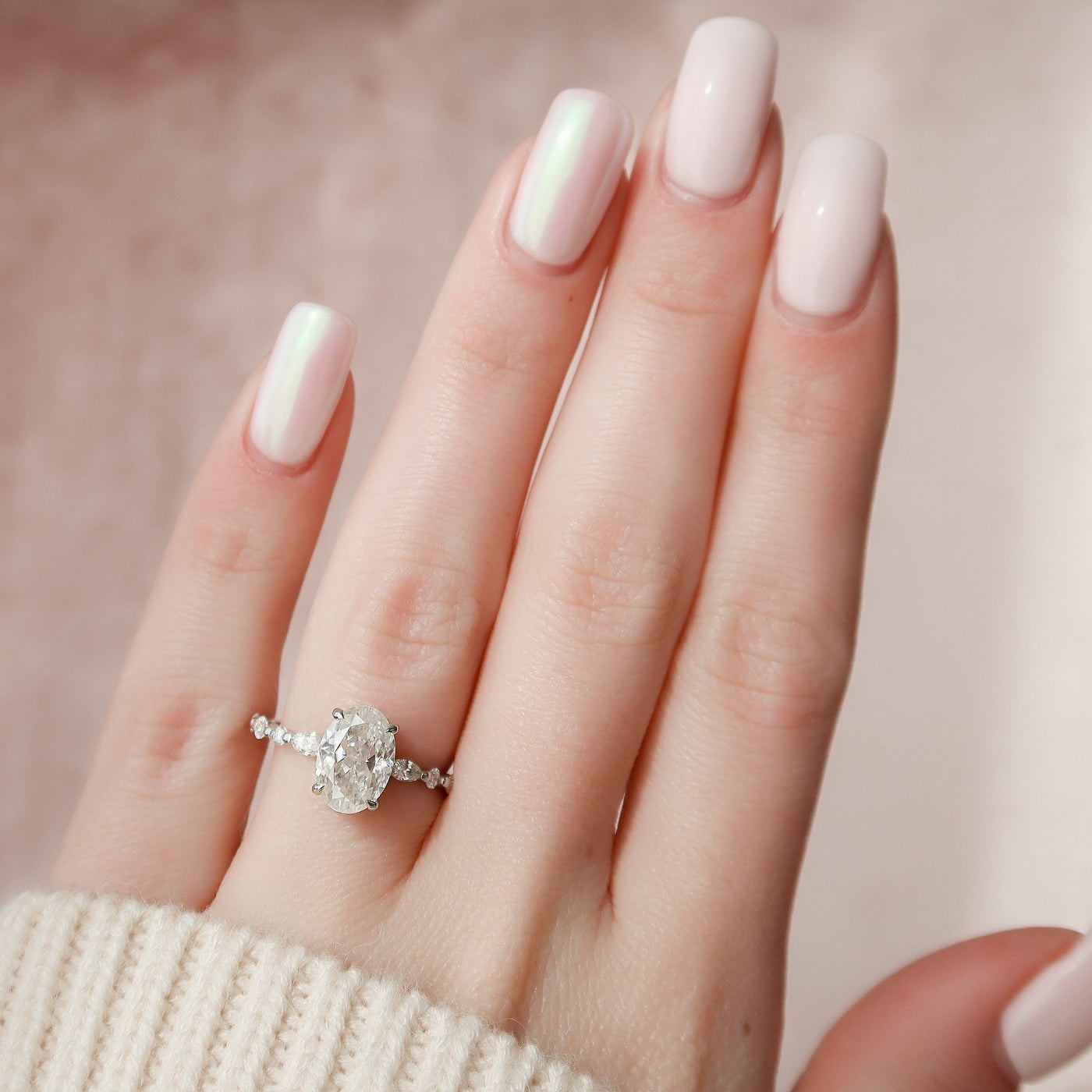 2.0CT-4.0CT Oval Cut Moissanite Hidden Halo Engagement Ring