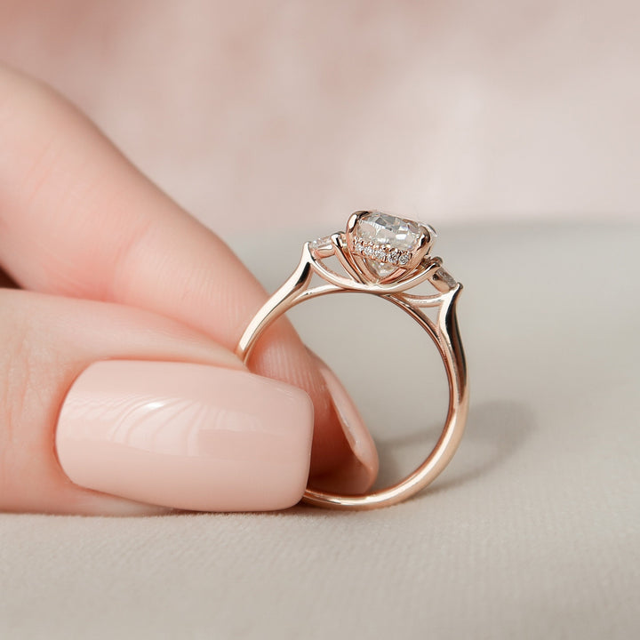 2 CT  Oval cut Three Stone  Moissanite Engagement Ring