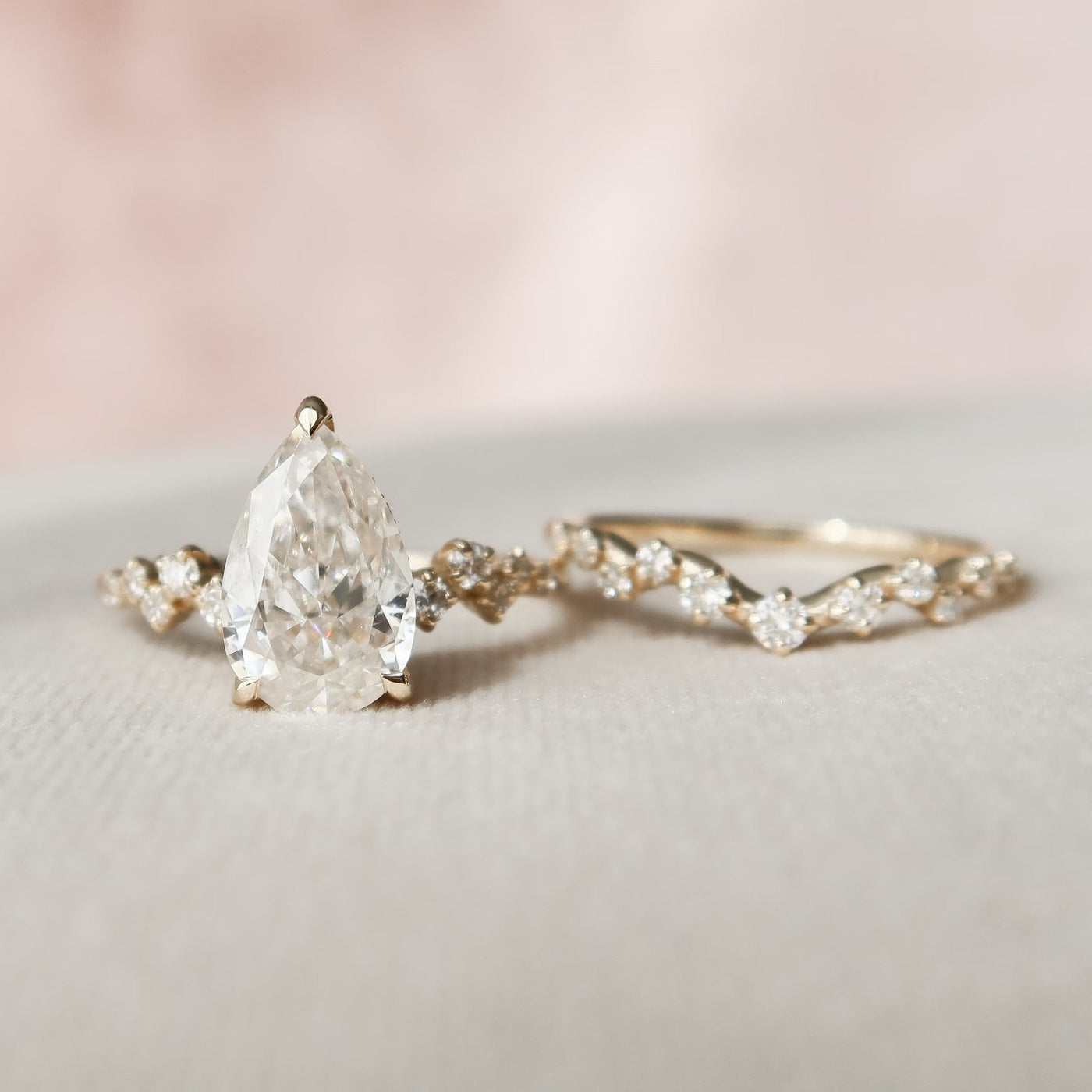 2.0CT Pear Cut Moissanite Halo Eternity Bridal Engagement Ring Set