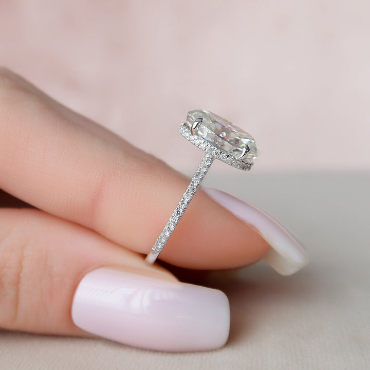 3.5 CT Oval Cut Moissanite Engagement Ring