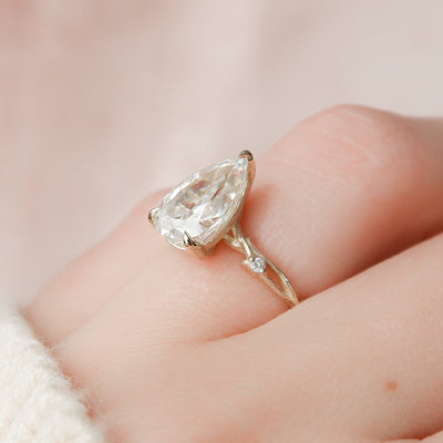 2.50CT Pear Shaped Nature Inspired Twig Engagement Ring