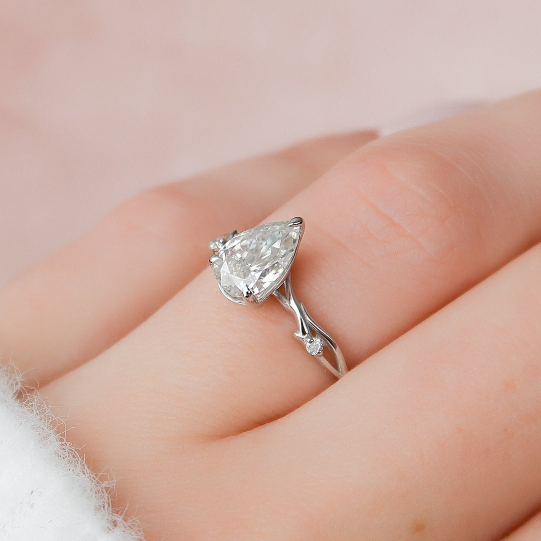 1.0CT Pear Cut Twig Moissanite Diamond Engagement Ring For Women
