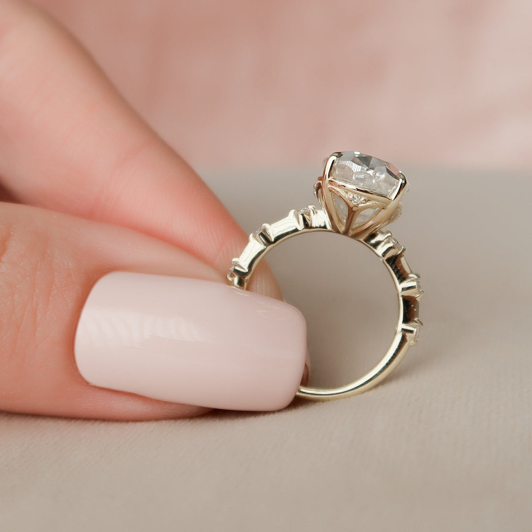 4.5 CT Oval Cut Moissanite Wedding Ring