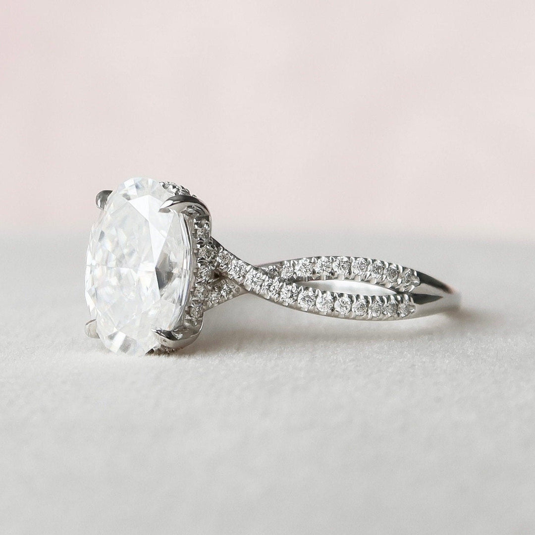 3 CT Oval cut Split Band Moissanite Engagement Ring