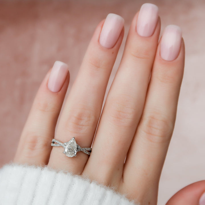 1.0CT Pear Cut Split Shank Moissanite Engagement Ring