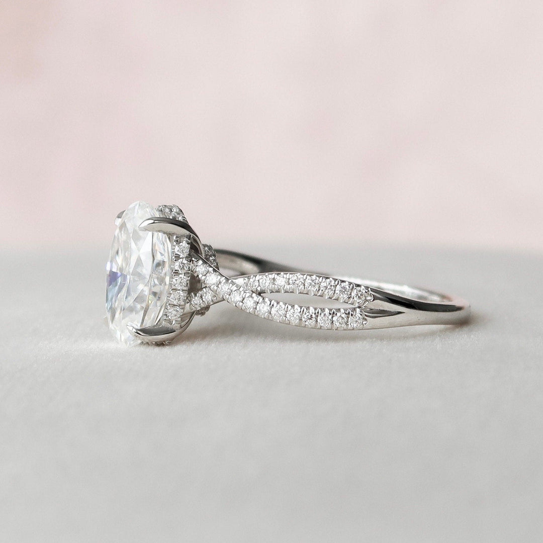 3 CT Oval cut Split Band Moissanite Engagement Ring