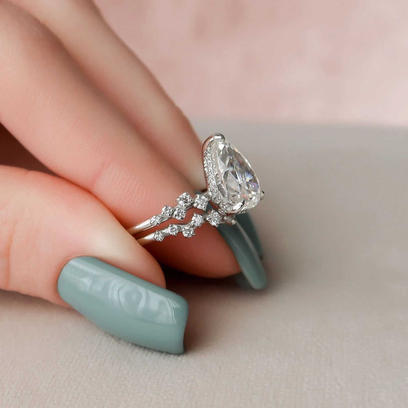 2.0CT Pear Cut Moissanite Halo Eternity Bridal Engagement Ring Set