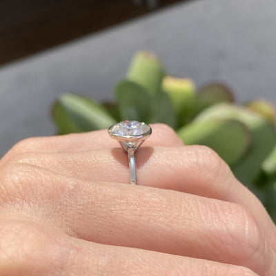 3.5CT Round Brilliant Diamond Bezel Moissanite Engagement Ring