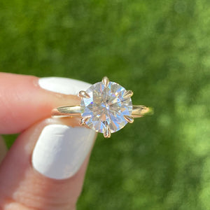 2.50CT Round Diamond Solitaire Moissanite Engagement Ring